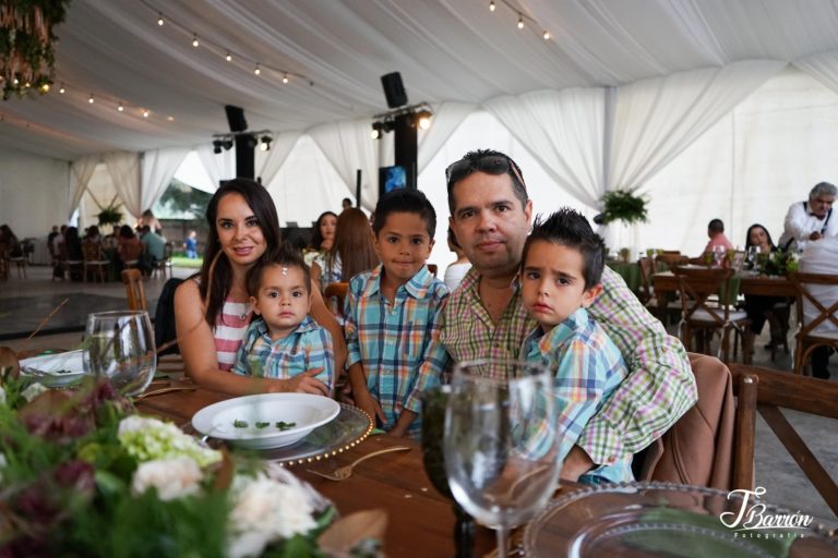 Cobertura fotográfica de evento de bautizo - Fotografía Profesional