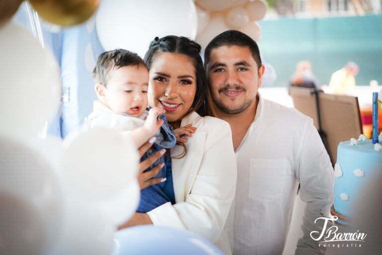 Cobertura fotográfica de evento de bautizo - Fotógrafo Profesional en Guadalajara